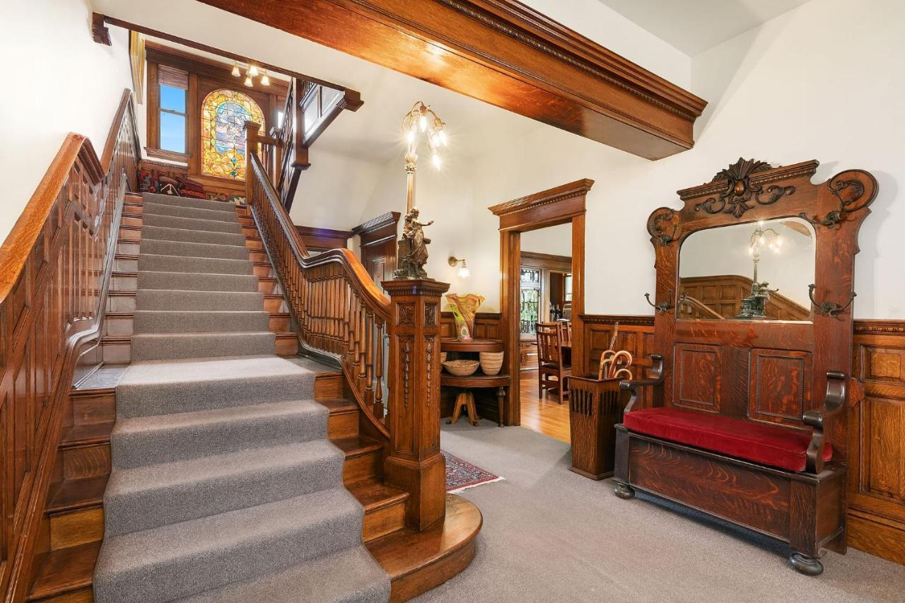 Seattle Gaslight Inn Екстер'єр фото