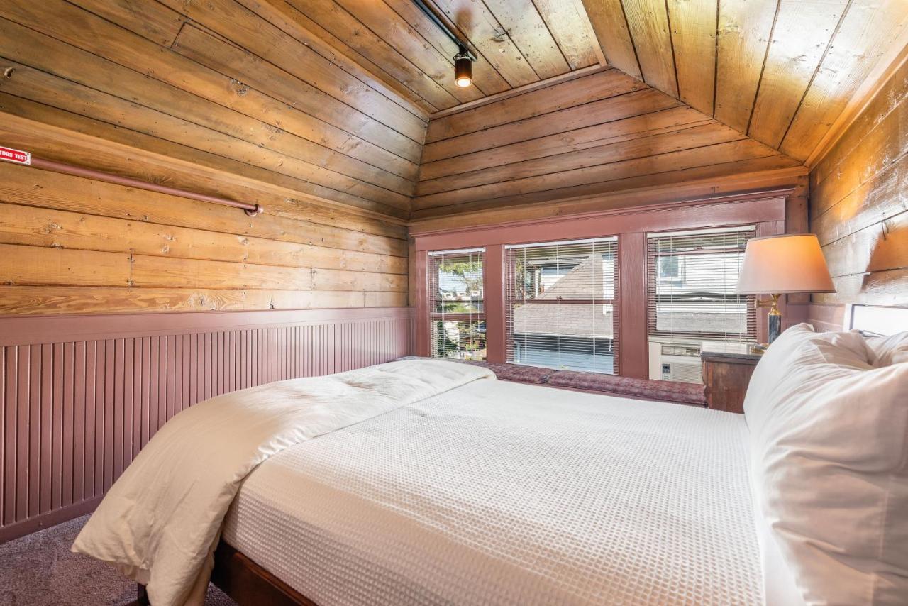 Seattle Gaslight Inn Екстер'єр фото